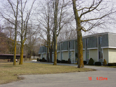 150 Wilcox Pky in Clare, MI - Building Photo - Building Photo