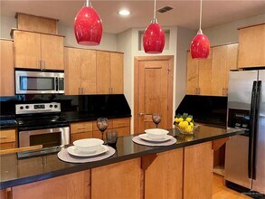 20 E Thornhill Ave in McAllen, TX - Building Photo - Building Photo