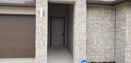 8006 Black Forest Ln in Arcola, TX - Building Photo - Building Photo