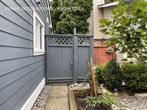 Private Bachelor Suite in Quiet Neighborhood in Port Coquitlam, BC - Building Photo - Building Photo