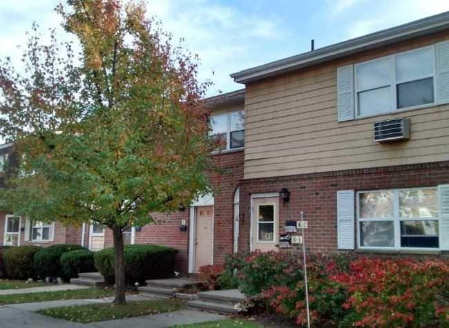 Georgetown Gardens in Torrington, CT - Building Photo