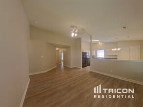 1114 Stonehenge Ln in Charlotte, NC - Building Photo - Building Photo