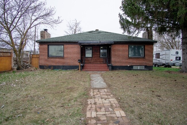property at 19 S Ralph St
