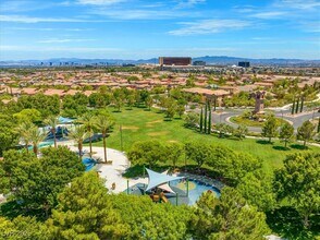 858 La Sconsa Dr in Las Vegas, NV - Building Photo - Building Photo