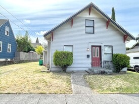 5855 NE 19th Ave in Portland, OR - Building Photo
