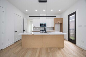 4337 Clover St in Houston, TX - Building Photo - Building Photo