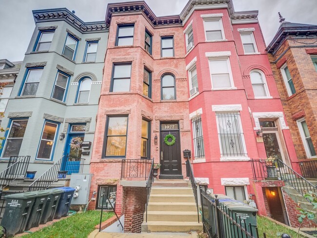 property at 1022 Park Rd NW