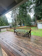 7891 San Juan Ave in Clinton, WA - Building Photo - Building Photo