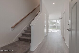 13114 Annie’s Walk Dr in Jacksonville, FL - Building Photo - Building Photo