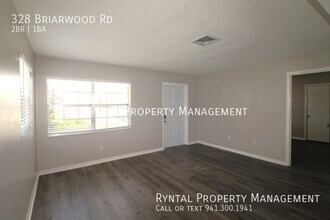 328 Briarwood Rd in Venice, FL - Building Photo - Building Photo