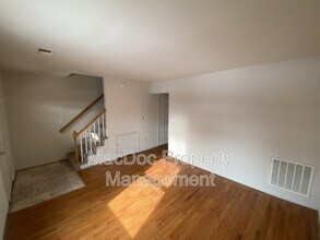 212 Farrell Ln in Fredericksburg, VA - Building Photo - Building Photo