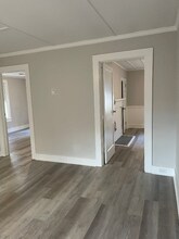 204 E Hampton St in Darlington, SC - Building Photo - Building Photo