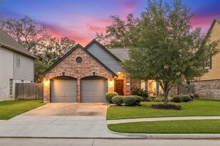 5122 Prairie Creek Dr in Houston, TX - Building Photo