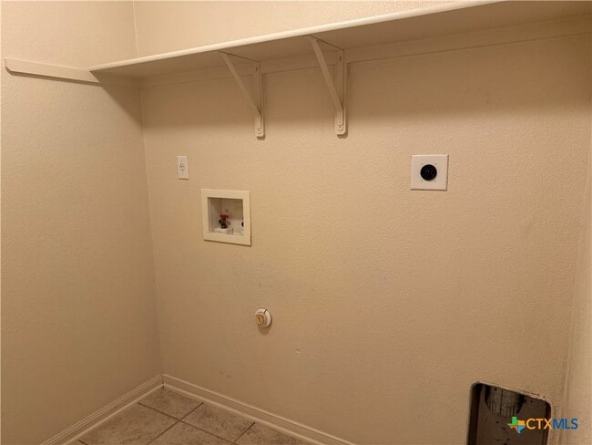 property at 2300 Maedell Dr