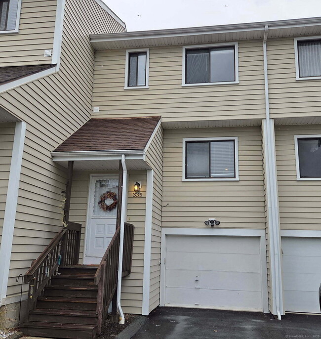 335 Monticello Dr