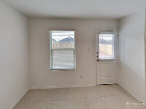 8424 Fawn Creek Dr in Fort Worth, TX - Building Photo - Building Photo