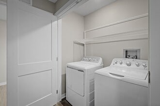 Reserve at Spencer in St. Peters, MO - Building Photo - Building Photo