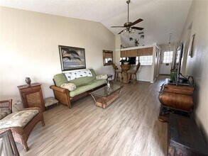 232 Nautilus Way in Treasure Island, FL - Building Photo - Building Photo