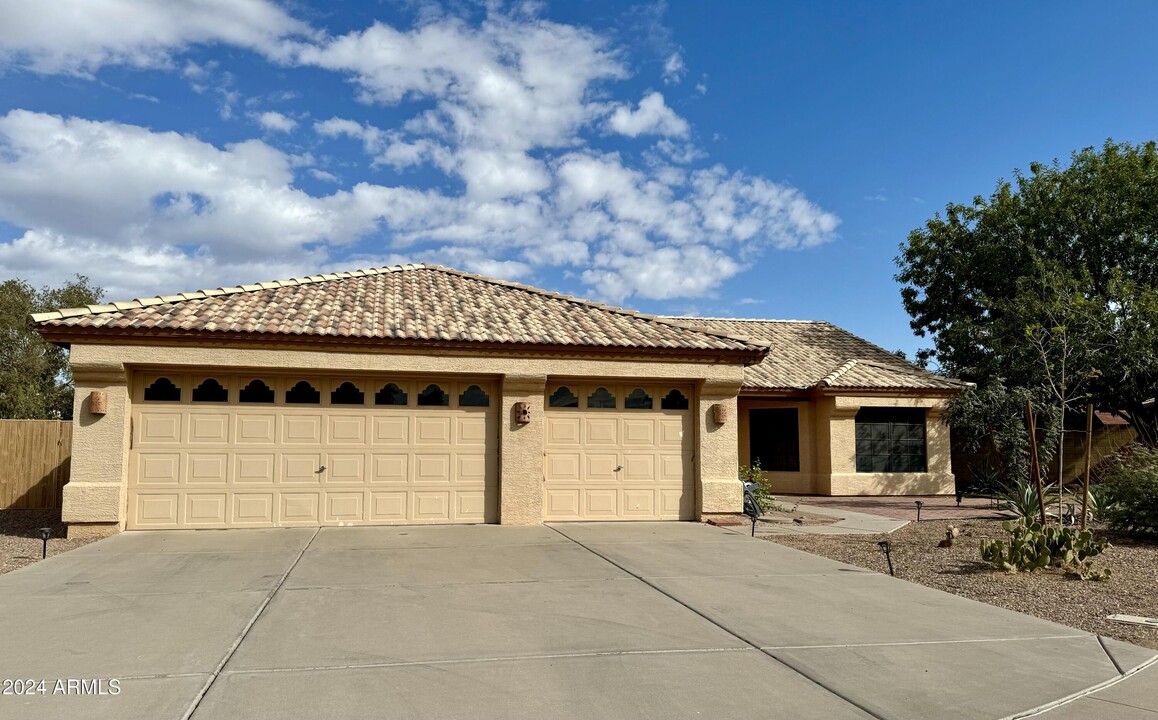 4554 W Whitten Ct in Chandler, AZ - Building Photo