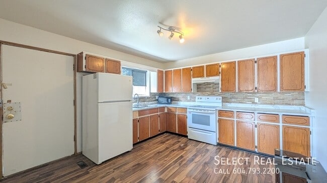 46909 Yale Rd in Chilliwack, BC - Building Photo - Building Photo