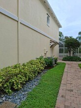 156 Santa Barbara Way in Palm Beach Gardens, FL - Building Photo - Building Photo