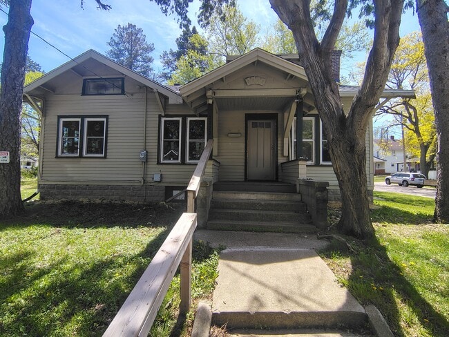 property at 2222 Andrews St