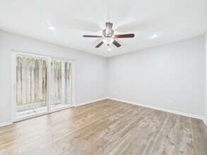 5333 Richmond Ave. in Houston, TX - Building Photo - Building Photo