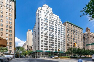 69 E 80th St in New York, NY - Building Photo