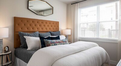 2425 Bell St in Houston, TX - Building Photo - Building Photo