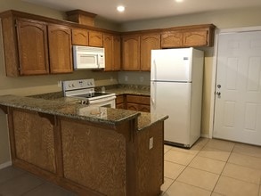 2016 Bahamas Dr, Unit #1 in Edinburg, TX - Building Photo - Building Photo