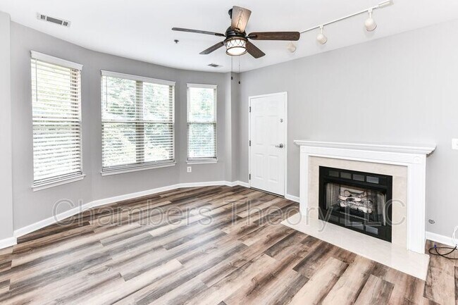 property at 1851 Stratford Park Pl