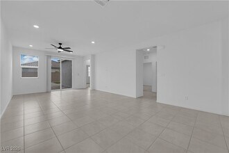 4293 Nopal Serrano Ave in Las Vegas, NV - Building Photo - Building Photo