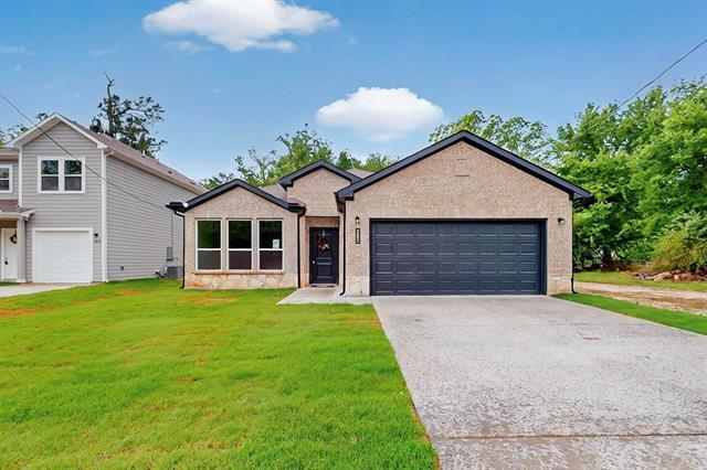 415 Martin Luther King Jr Dr in Sulphur Springs, TX - Building Photo - Building Photo