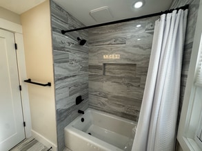 2936 Lake Ave in Rochester, NY - Building Photo - Building Photo