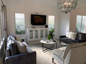 539 N Spaulding Ave in Los Angeles, CA - Foto de edificio - Building Photo