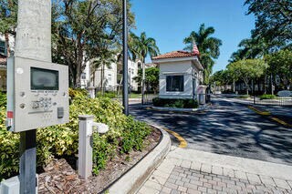 2204 Tuscany Way in Boynton Beach, FL - Building Photo - Building Photo