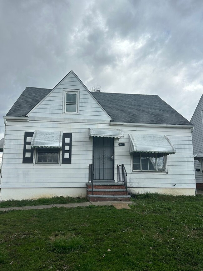property at 14423 Tabor Ave