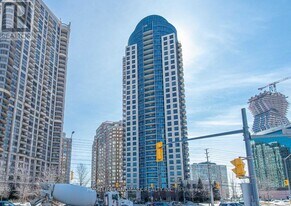 330-P330 Burnhamthorpe Rd W in Mississauga, ON - Building Photo