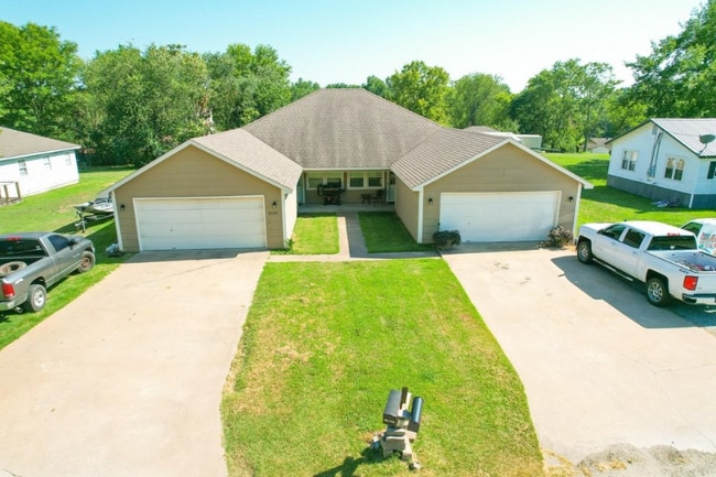 property at 63161 E 291 Rd