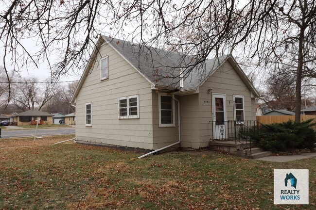 5435 Gladstone St in Lincoln, NE - Building Photo - Building Photo