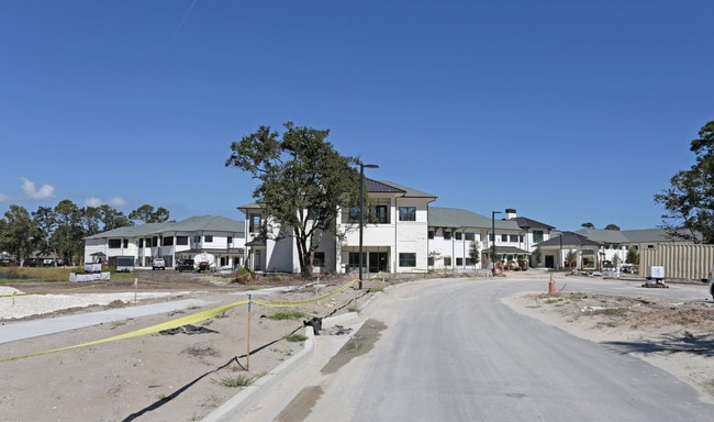 The Lakeside at Amelia Island in Fernandina Beach, FL - Building Photo - Building Photo