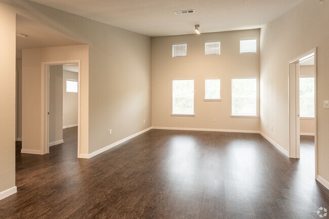 3300 Oak Creek Dr, Unit 0711 in Austin, TX - Building Photo - Building Photo