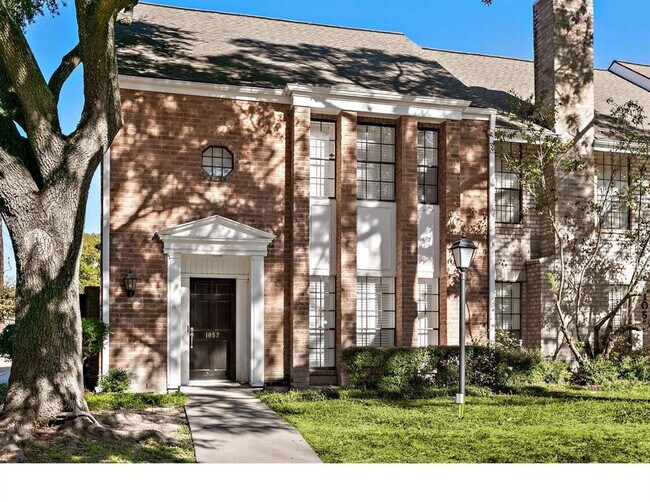 property at 1052 Augusta Dr