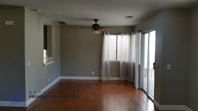 25092 Sonoria in Laguna Niguel, CA - Foto de edificio - Building Photo