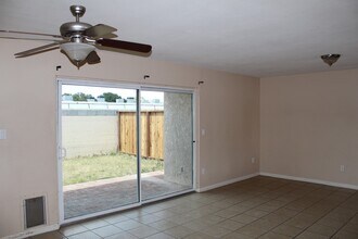 850 W Cortez Ln in Yuma, AZ - Building Photo - Building Photo