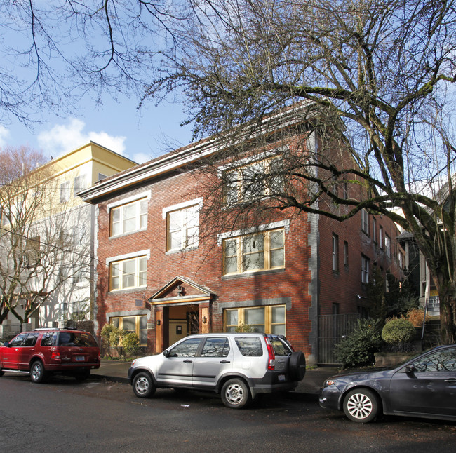 Charlotte Rose Apartments in Portland, OR - Foto de edificio - Building Photo