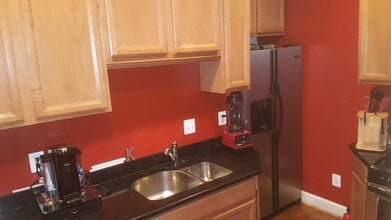 2129 1st St NW 3, Unit 3 in Washington, DC - Building Photo - Building Photo