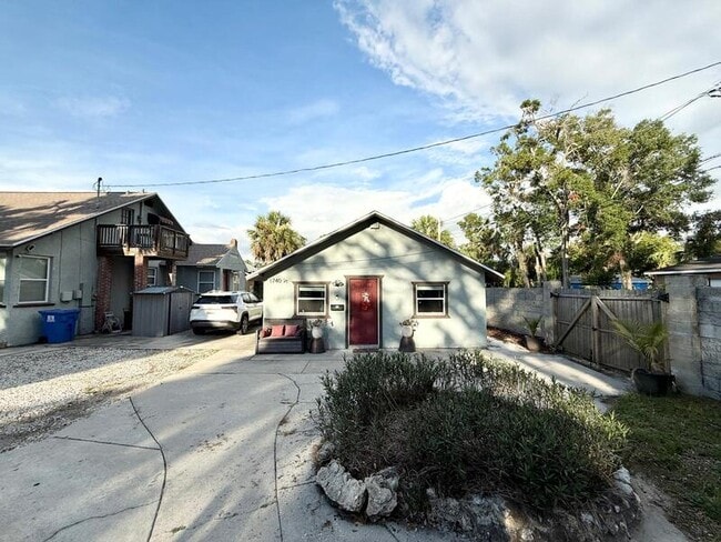 property at 1740 19th Ave S