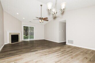 7750 Harcourt Springs Dr in Indianapolis, IN - Building Photo - Building Photo