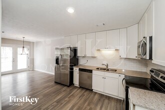 3465 Rainbow Dr in Winston, GA - Foto de edificio - Building Photo